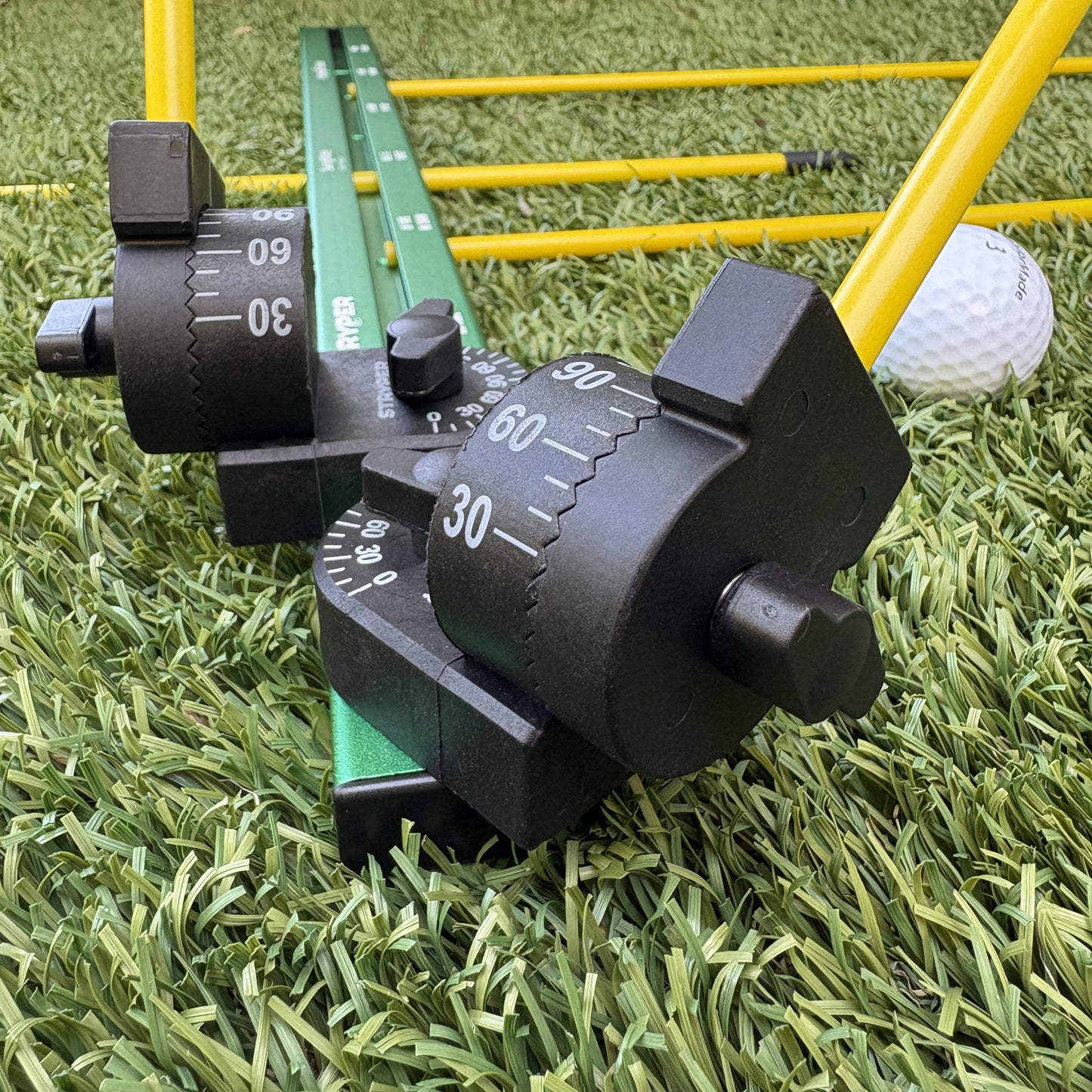 Stryper's ratching alignment rod holder